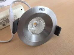 LEDVANCE Fireproof Spot 8W Kaltweiß, IP65/IK06 -Beleuchtungs Geschäft 0ee7cd6060fa1c4cef5bc04bca56fd20153b16bd