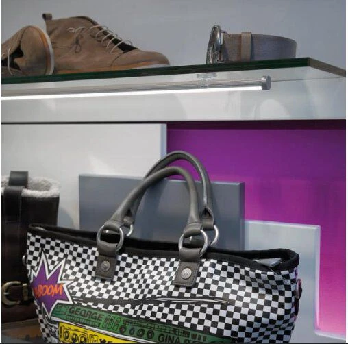 Hera 61001610303 Pipe F LED-Anbauleuchte 910mm, Drehbar, 17W Neutralw. 4 Hera 61001610303 Pipe F LED-Anbauleuchte 910mm, Drehbar, 17W Neutralw. – Bild 2