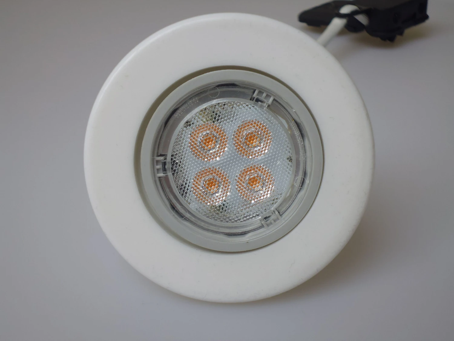 Bachmann 924.350 Einbaustrahler/Gehäuse Aus Silikon 230V/GU10 4 Bachmann 924.350 Einbaustrahler/Gehäuse Aus Silikon 230V/GU10 – Bild 2