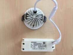 LEDVANCE Fireproof Spot 8W Kaltweiß, IP65/IK06 -Beleuchtungs Geschäft daffc991db7dd5e8204563e80f33d4497dad9781